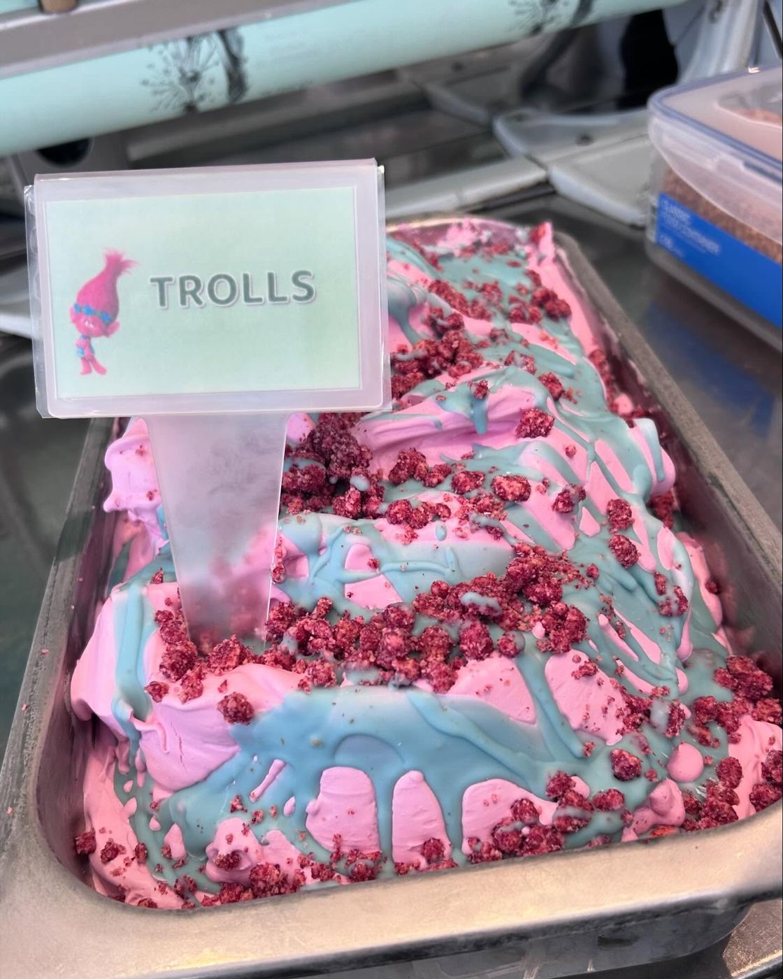 Buntes Kindereis Trolls
